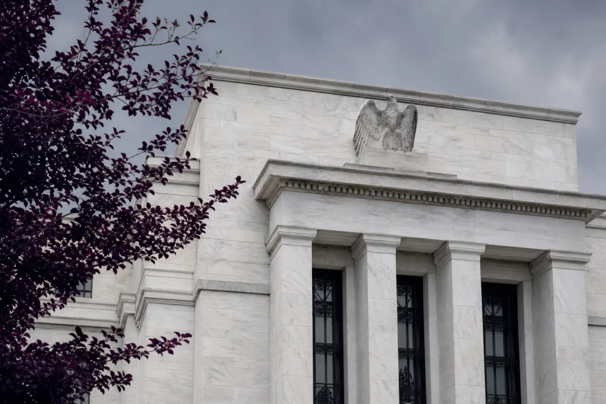 Federal Reserve Seeks Comment on Proposed Regulation O Updates